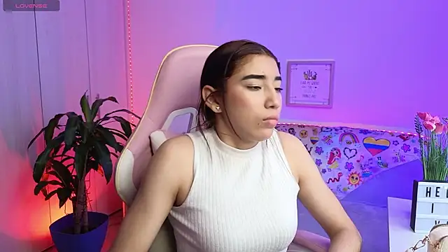 sofiagomez777 - Sofiagomez777's free webcam - UK Sex Cams