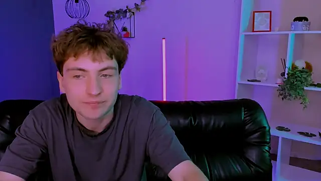 travis_wolf_ (Ask my age) - spank ass x25