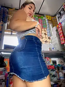 sammyqueenx21's room