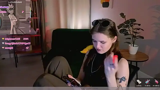 dilara_xbaby - Dilara_xBaby's free webcam - UK Sex Cams