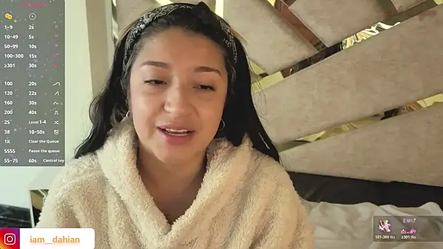 dahiana_dmour_ - Dahiana_Dmour_'s free webcam - UK Sex Cams