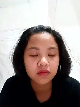 pretty-haert (F young) - Help me please 🙏🏻😘🥰