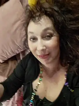 GypsyEsmeralda live sex cam