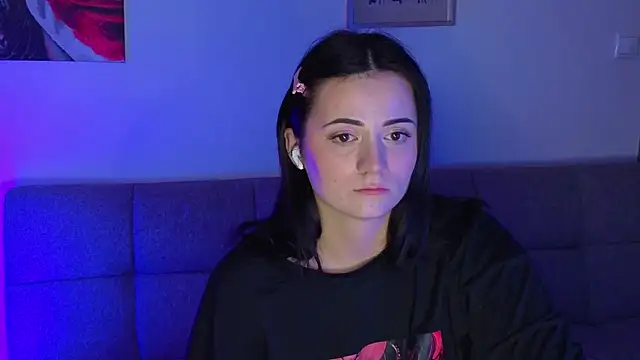 missy3kissy (F young) - New Lovense Toy Fund!