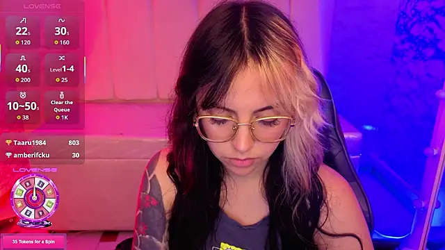 hela_v - Hela_v's free webcam - UK Sex Cams