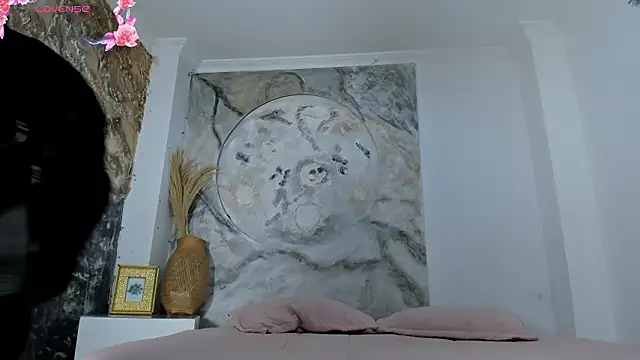 anaiaclarck - AnaiaClarck's free webcam - UK Sex Cams