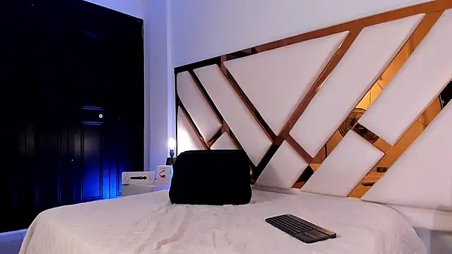 Aron_cruz live sex cam