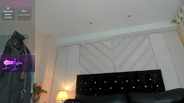 scaarlett_prince - Scaarlett_prince's free webcam - UK Sex Cams