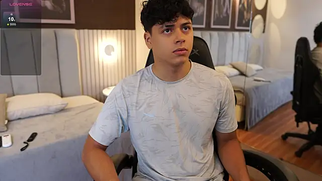 ethan_occonor (Ask my age) - 🔥lush x 10min in my ass + cum🔥