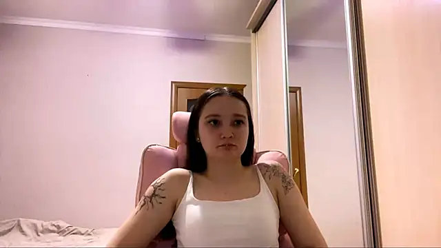 trulaphay (F teen) - shake ass