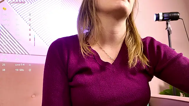 Chloe_princesss live sex cam