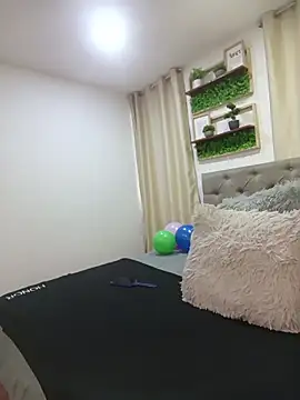 sasi_luna - Sasi_luna's free webcam - UK Sex Cams