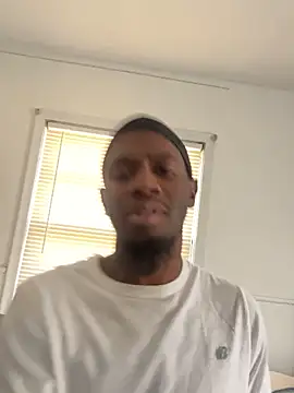 pussyeater_- - Pussyeater_-'s free webcam - UK Sex Cams