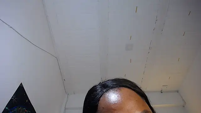 yselahot - Yselahot's free webcam - UK Sex Cams