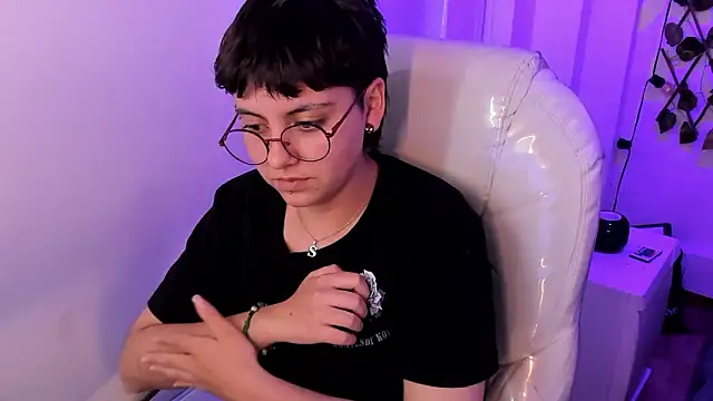 nathaly_ds - Nathaly_ds's free webcam - UK Sex Cams