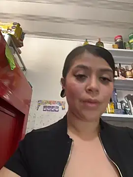 emilyjohanson - Emilyjohanson's free webcam - UK Sex Cams