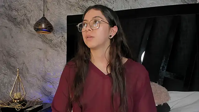 lilith_rosse6 - Lilith_rosse6's free webcam - UK Sex Cams