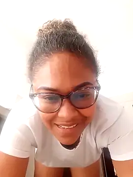 biiancaestradaa (F milf) - Hot show