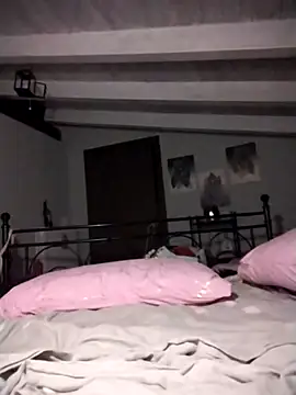 divinaerotica Live Webcam on Stripchat