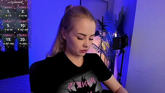 stephaniesweety - StephanieSweety's free webcam - UK Sex Cams