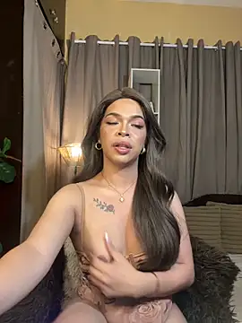 Nyxie_luxx live sex cam