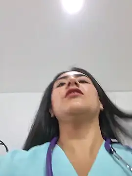 caroline__07 (Ask my age) - squirt in the men's bathroom + nude