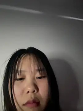 emely-lysea - Emely-lysea's free webcam - UK Sex Cams