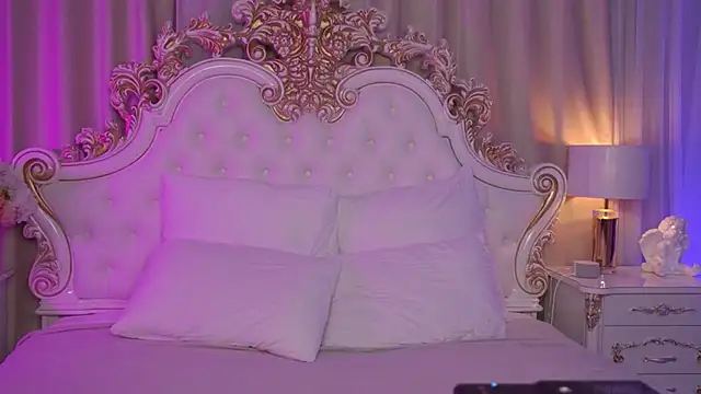 janebrock (F teen) - drool on boobs