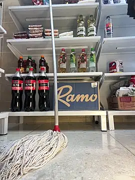 pamelajonsom_ (F young) - Show Ass in the secretx10min😻😨