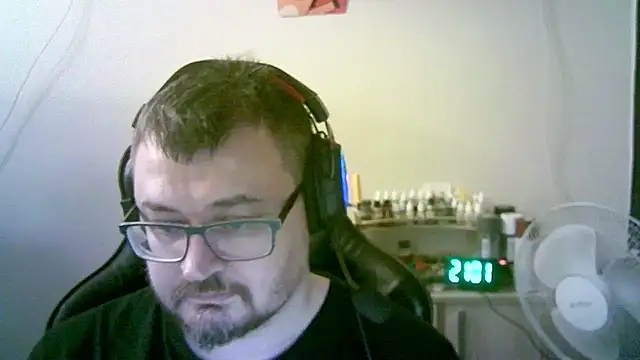 sirabuser - SirAbuser's free webcam - UK Sex Cams