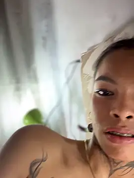 Tsumugi_kagura live sex cam