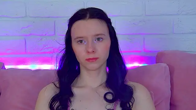 arinakubrick - ArinaKubrick's free webcam - UK Sex Cams