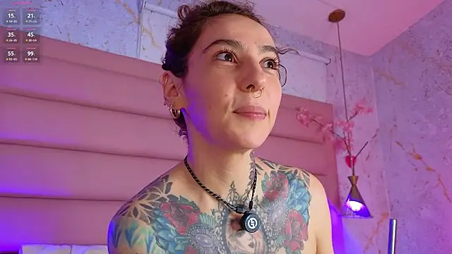 Evangelyne_1 live cam profile