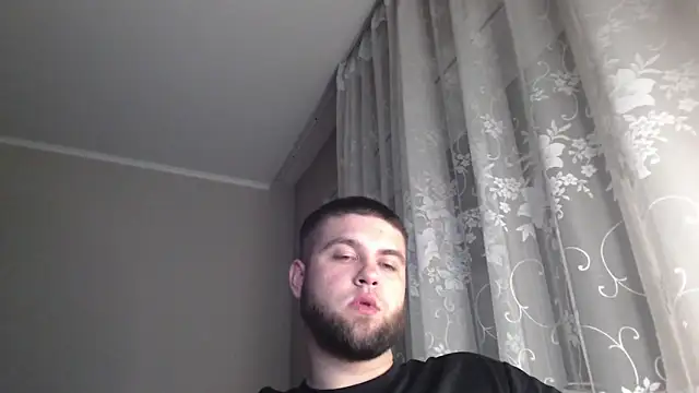 ar4eewal (M young) - New computer