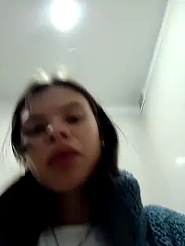 _isabella-7 - _Isabella-7's free webcam - UK Sex Cams