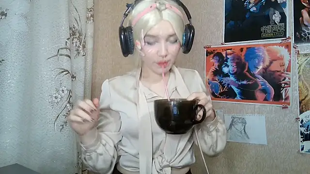 milatyan - MilaTyan's free webcam - UK Sex Cams