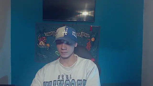 burperking420_ - Burperking420_'s free webcam - UK Sex Cams