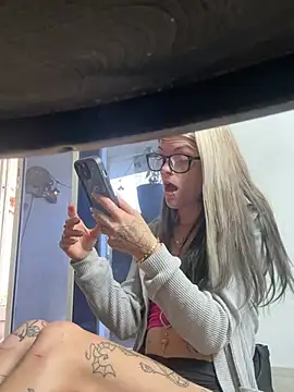 ittybittystonie (F young) - Have my b slap bare ass 6 times