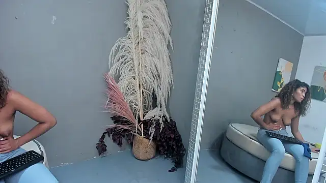 sienna_glow - Sienna_glow's free webcam - UK Sex Cams