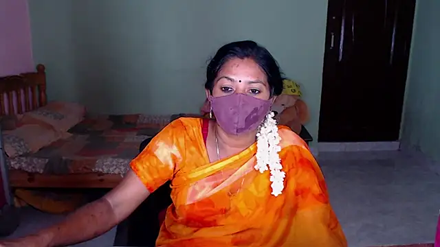 hotgulabi (F milf) - topless