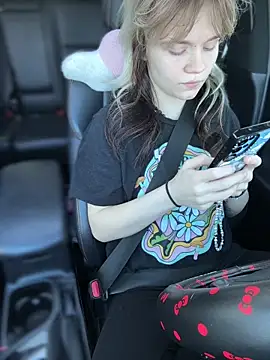 Cutiepiespanks Live Webcam on Stripchat