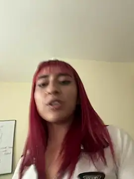 juliethademon_ (F teen) - My friend bites my boobs