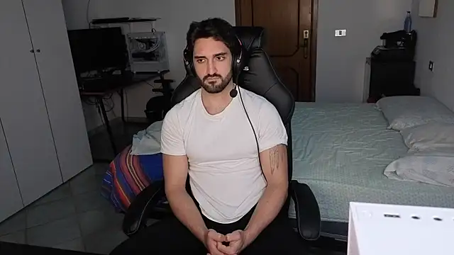 al3xox02 - Al3xox02's free webcam - UK Sex Cams