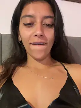 brittanydiaz (F young) - Naked