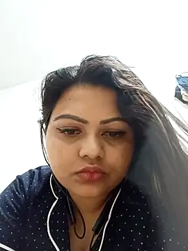 Webcam Model (blue-berry09) is live