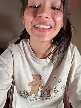 Adriennesexxx live cam profile