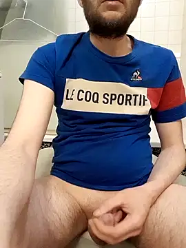 80julien (Ask my age) - Ejack cum 💦