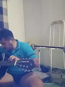 tarra122 Live Webcam on Stripchat