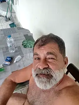 Peludo173317's live cam