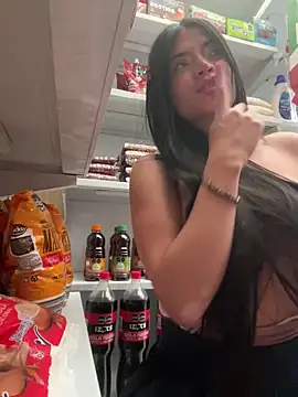 pamelajonsom_ (F young) - open pussy- masturbation in secrett😻